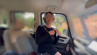 Açık Havada Kendini Tatmin Eden Bir Adama Rastladım Ve Beklenmedik Bir Yüze Boşalma Yaşadım