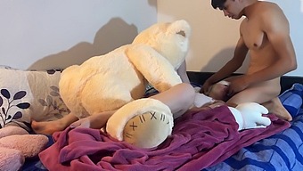 Verified Amateurs: 18-Year-Old Girl Masturbates With Her Hairy Pussy